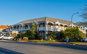Prince'S Gate Hotel